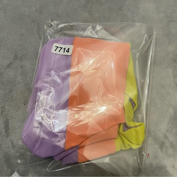 New! Beach Riot Joyce swimsuit purple colorblock 27714 - Picture 15 of 16